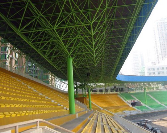 琼海体育场看台网架工程