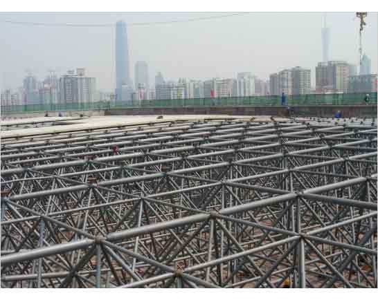 琼海新建铁路干线广州调度网架工程
